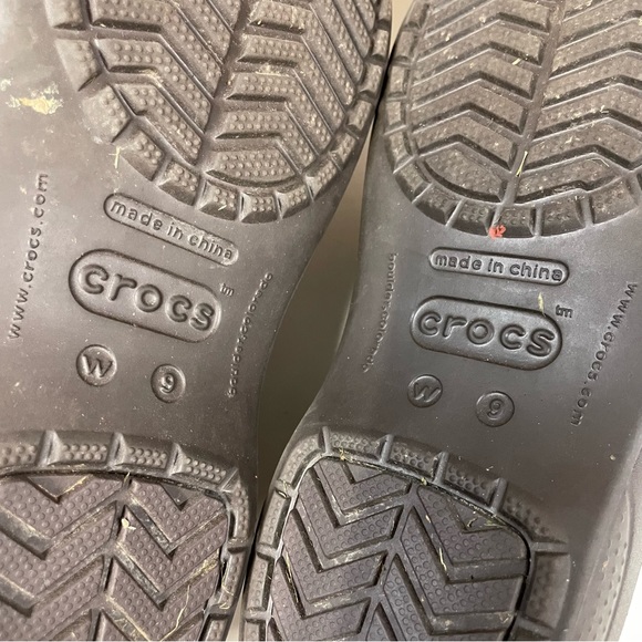 Crocs Women’s Shoes Slip On Clogs Size 9 Solid Brown #1219 - Picture 11 of 11